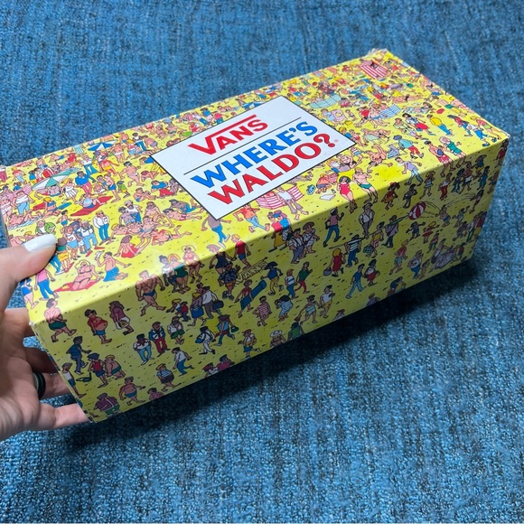 Vans x Where's Waldo International Stripes Old Skool Sneakers RARE - Picture 12 of 12